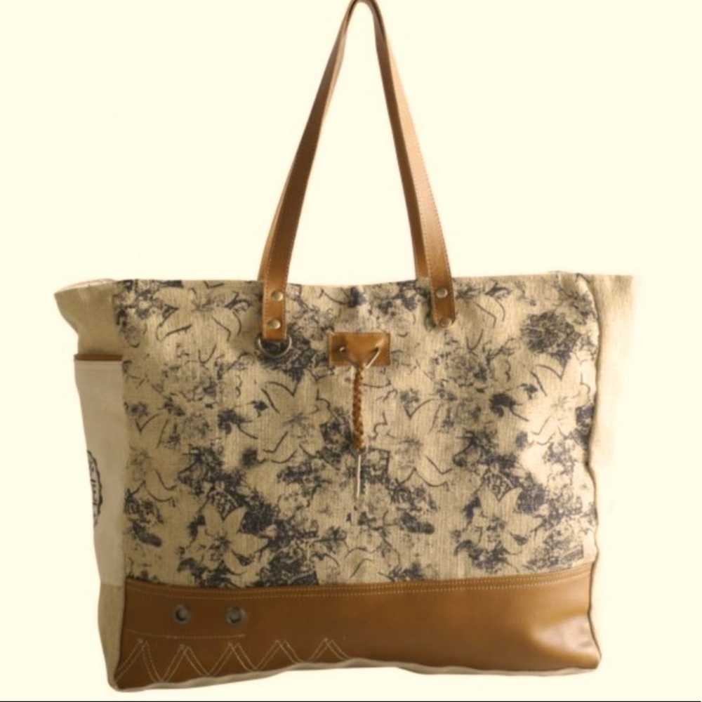Myra Parabola Market bag, generous size, sturdy, great shopper or weekender bag